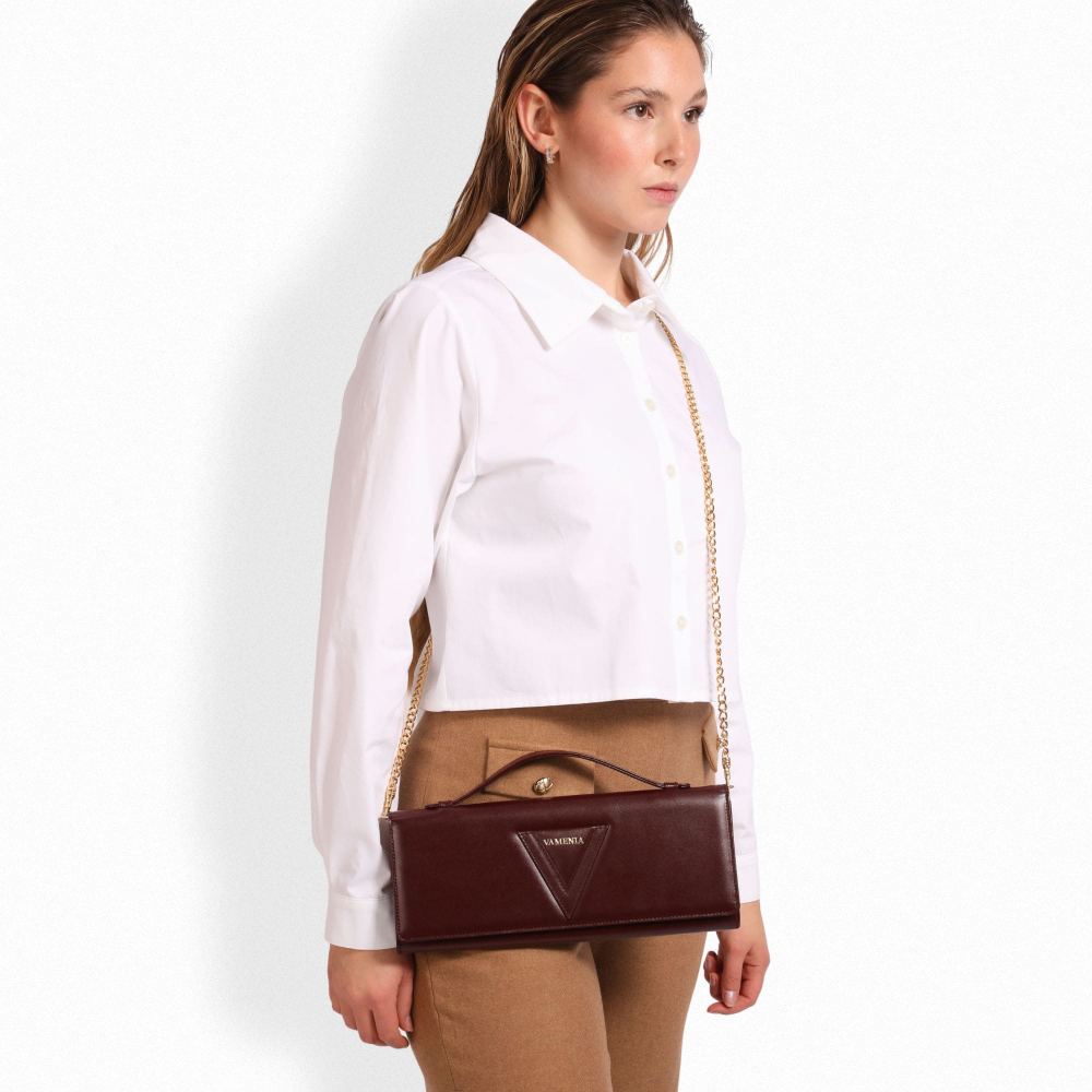 Lange Clutch aus Kalbsleder in bordeaux